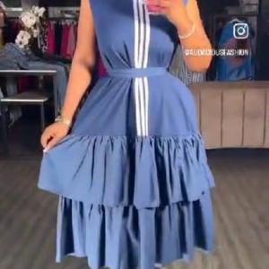 Robe fashion pour femme de couleur bleue - haut de gamme